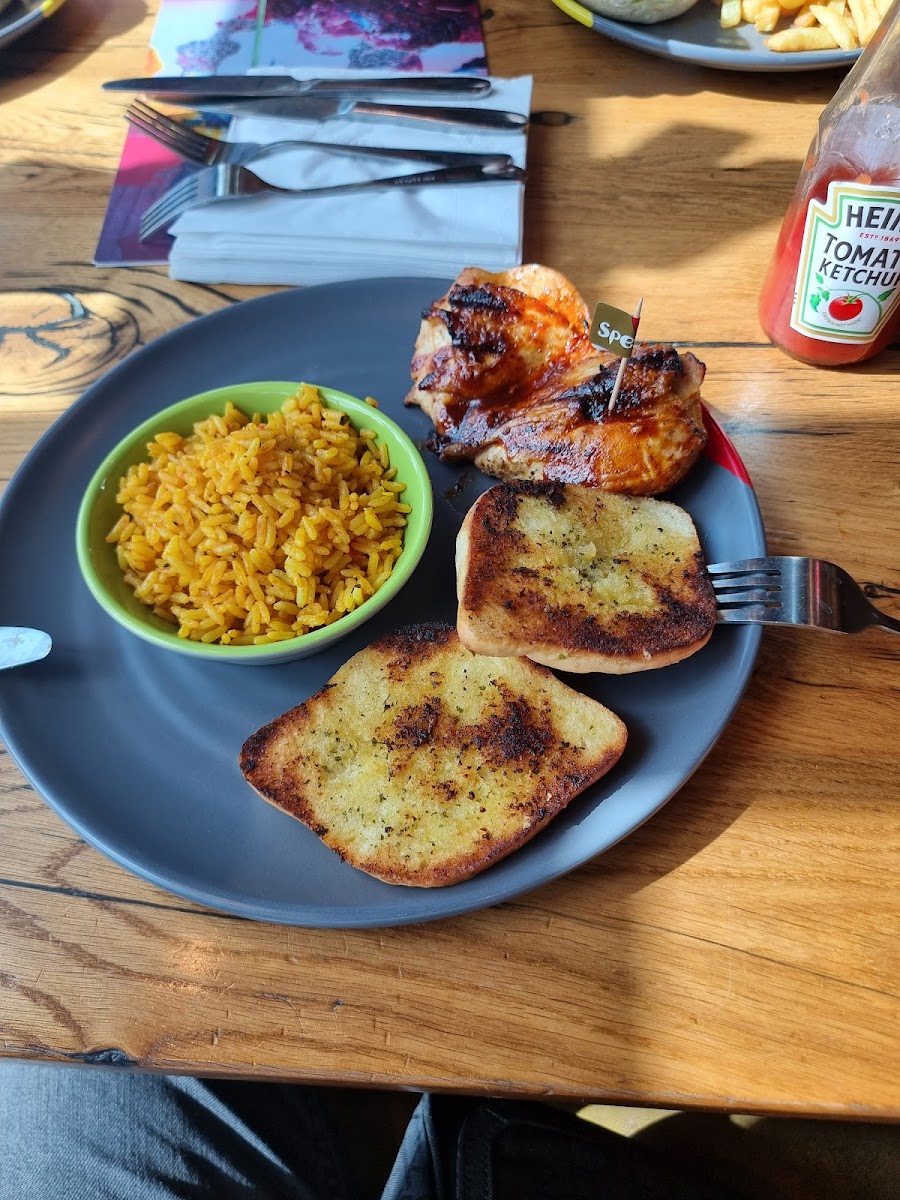 Nando's Gatwick - South Terminal-10